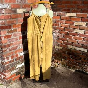 Blue Blush Mustard Sleeveless Jumpsuit size Small